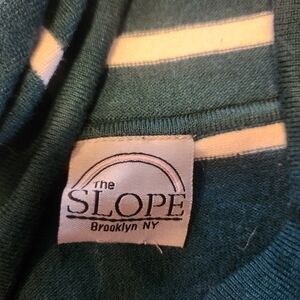 Green & White Stripped Hoddie  XL